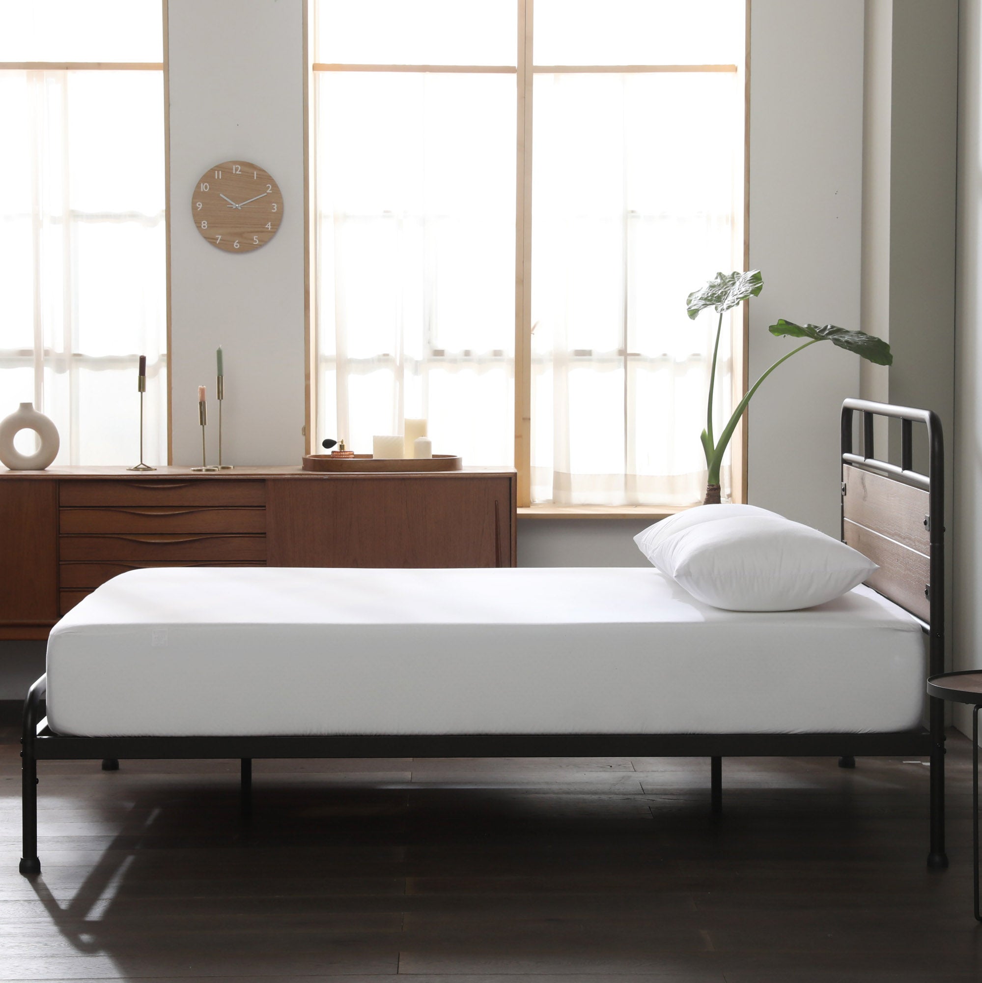 【良品アウトレット】【旧規格】Santa Fe ベッドフレーム スチール&ウッド ヘッドボード付 30cm ブラック